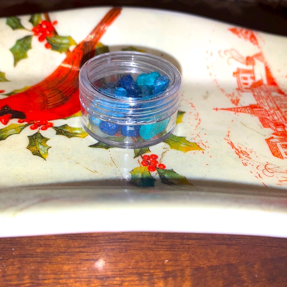 Turquoise,lapis and blue Raw stones RARE Cheap price want them gone.HOWLITE